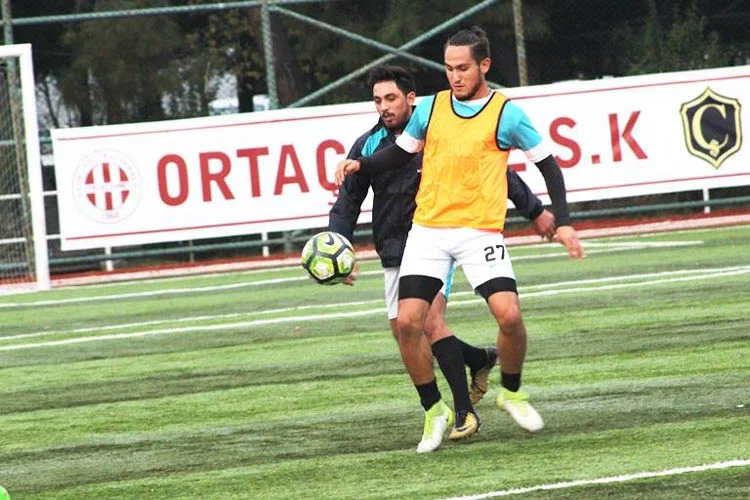 İstanbul 1. Amatör Lig 14.Grubunda şampiyonluk hesapları yapan Ortaçeşmespor, Onayspor