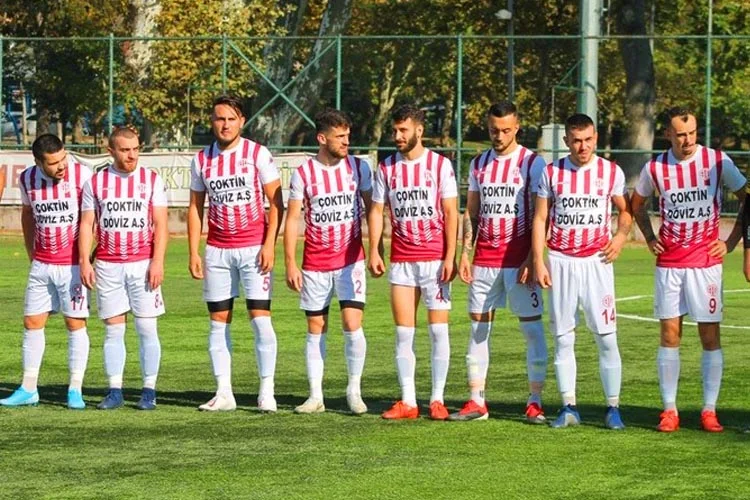 İstanbul Süper Amatör Lig 5.Grubunda Ortaçeşmespor, Küçükçekmecespor maçından 5-2 galibiyetle