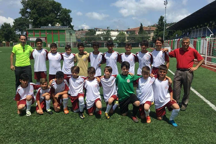 İstanbul Amatör Liglerinde 2017-18 Sezonunda Beykoz'dan çıkan son şampiyon takım