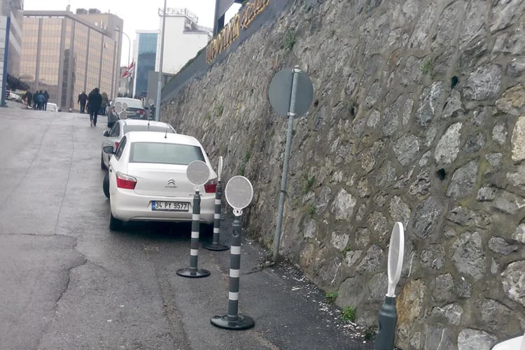 otopark 3 osQbBbkAPl