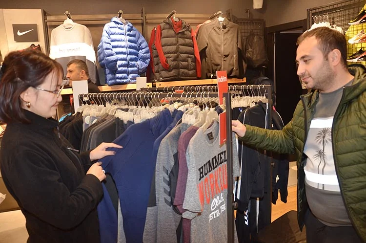 Ünlü markaların adresi Özemekspor büyüyor 1