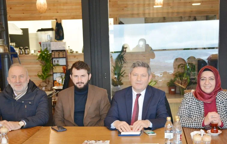 AK Parti Beykoz’dan 10 Ocak kahvaltısı 1 ozkan kapak APJ3Ht37rW