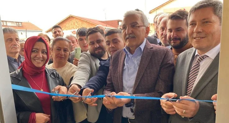 AK Parti ilk seçim bürosunu Yenimahalle'de açtı 2 ozkan4 yYRu5vMho6