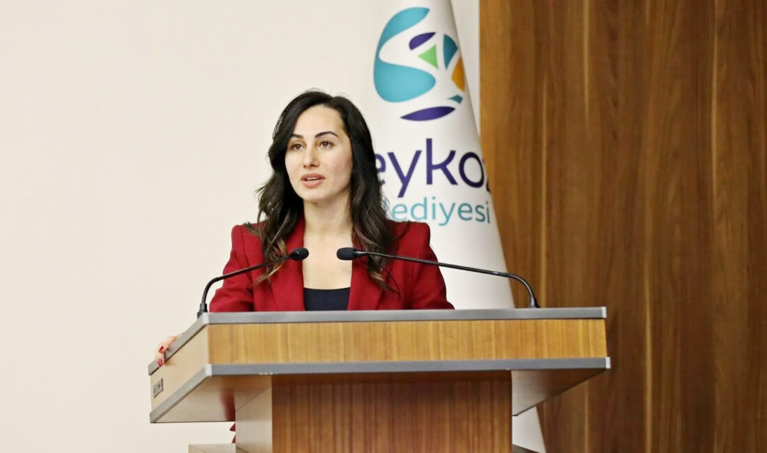 Gürzel, yangının ardından sosyal medya hesabından yaptığı paylaşımda,