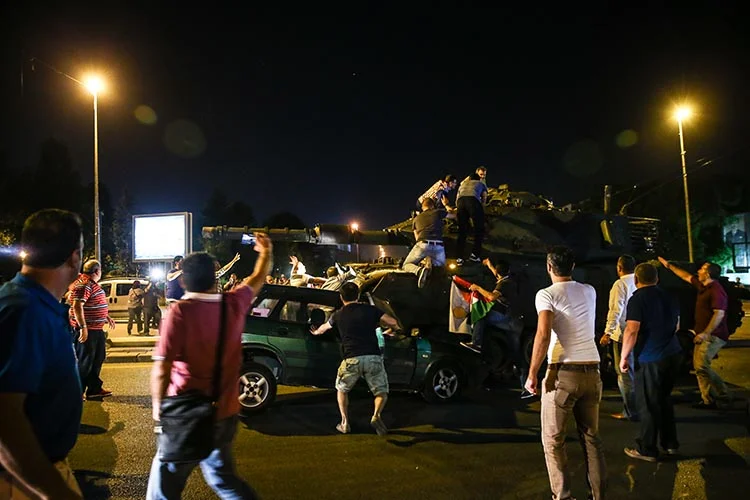 oztuk mans 5XIKfGsTMc