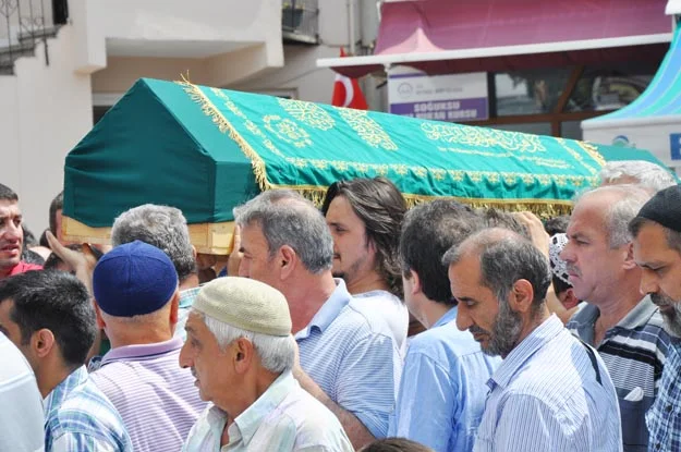 Beykoz Belediye Başkan Yardımcısı Salim Öztürk'ün 53yaşındaki amcasının oğlu Ömer