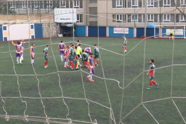 İstanbul SAL Klasman Grubu'nda  Bölgesel Amatör'e yükselmek için 