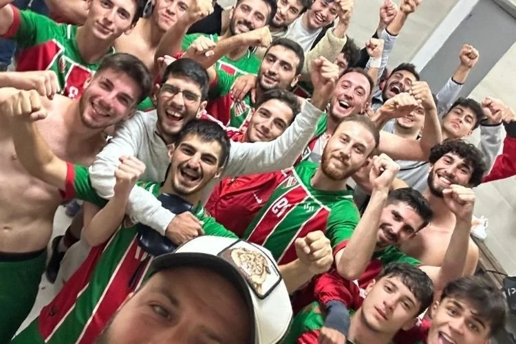 İstanbul Süper Amatör Lig 8.Grubunda 3.Hafta karşılaşmasında Yeşilova, Paşabahçe ile