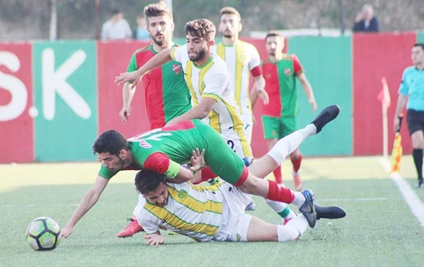 Beykoz’un köklü kulüplerinden Paşabahçespor, kendisini 2 puan geriden takip eden