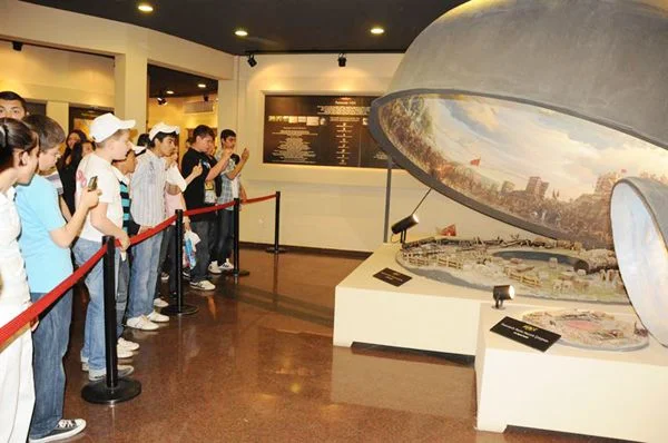 Beykoz Belediyesi’nin genç nesillere tarih bilinci aşılamak üzere Panorama 1453