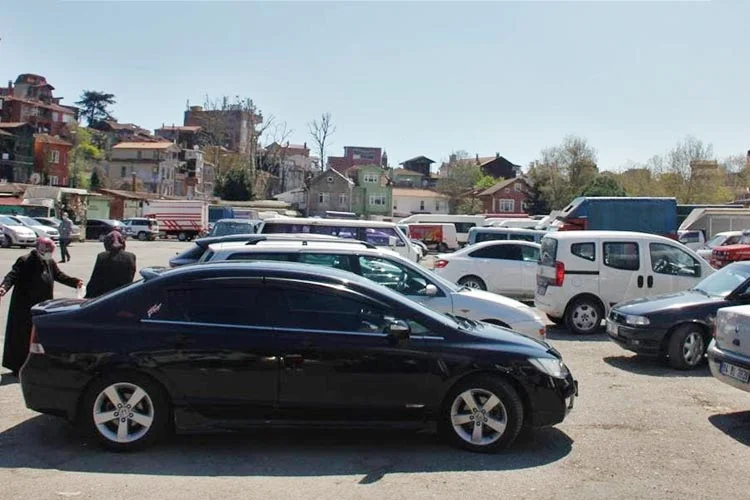 İstanbul Büyükşehir Belediyesi’nin Beykoz Yalıköy Pazaryeri’ni İspark yapması tepkilere neden