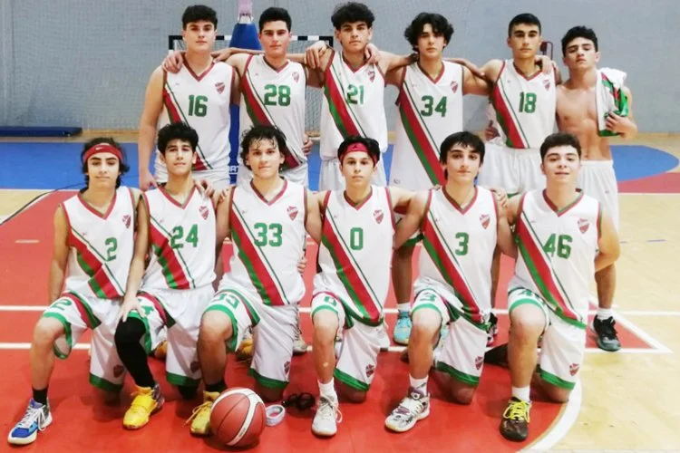 İstanbul Mahalli Basketbol Ligleri U16 Yaş Erkekler Kategorisinde Beykoz’u temsil