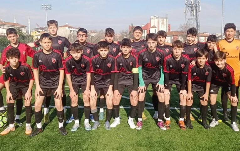 İstanbul Amatör Ligleri U14 Yaş B Kategorisi 31. Grubunda mücadele