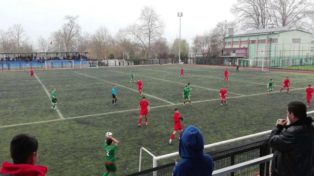 Beykoz'un güçlü temsilcilerinden olan Paşabahçe U19, evinde konuk ettiği Modafenspor'a