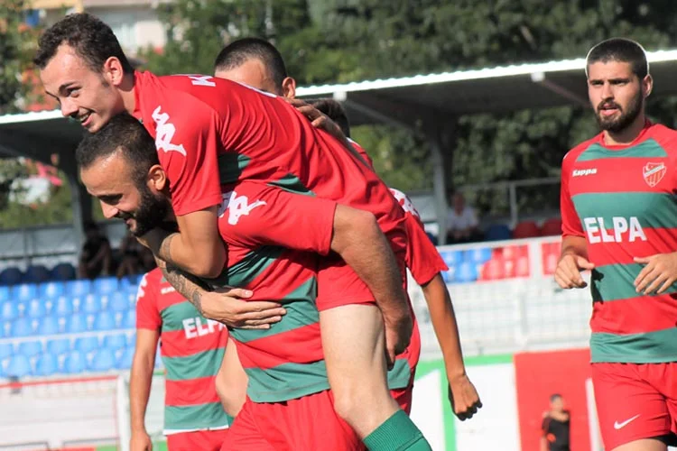 Beykoz’u İstanbul SAL’de temsil edecek olan Paşabahçespor, yeni sezon çalışmalarında