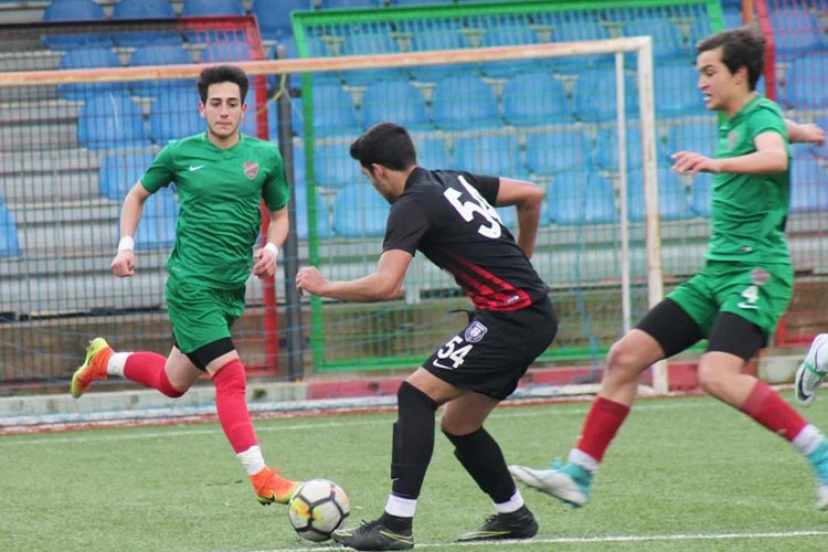 İstanbul Amatör Ligleri hafta içi mesailerinden birinin adresi daha Beykoz'daki