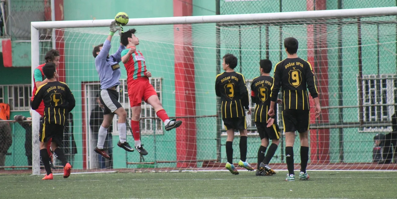 İstanbul Amatör Futbol Ligleri U19 / 1.Kümede Paşabahçespor'dan gol yağmuru