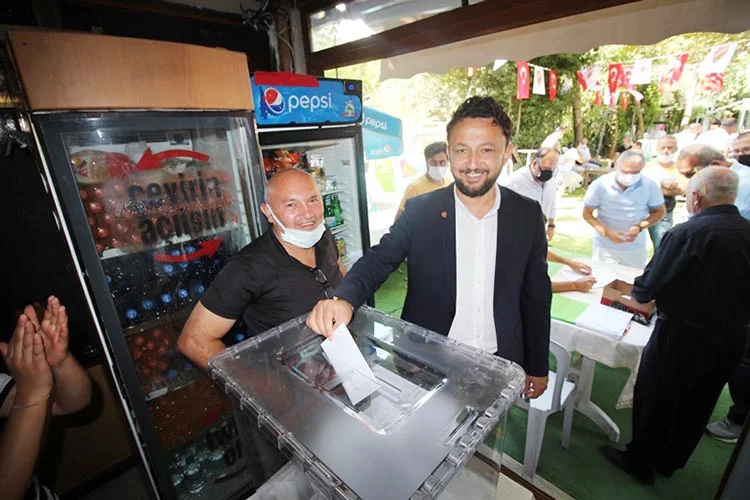 pasa kongre beyk iPf1vKGVEG