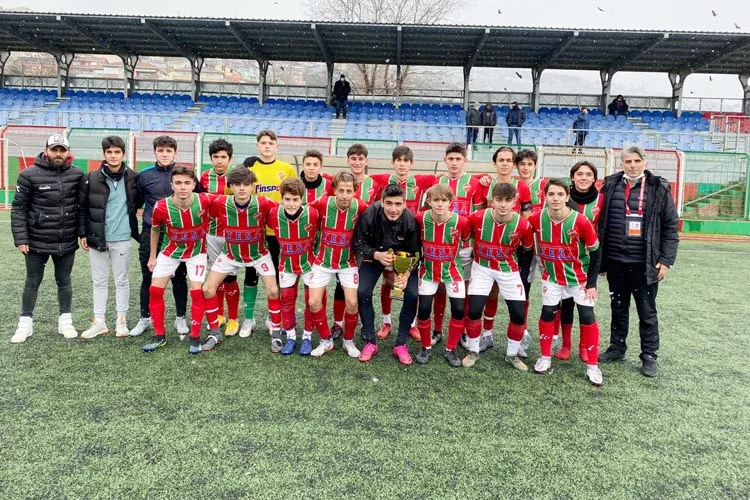 İstanbul Amatör Ligler U16 Yaş Kategorisi 39. Grubu Şampiyon olarak