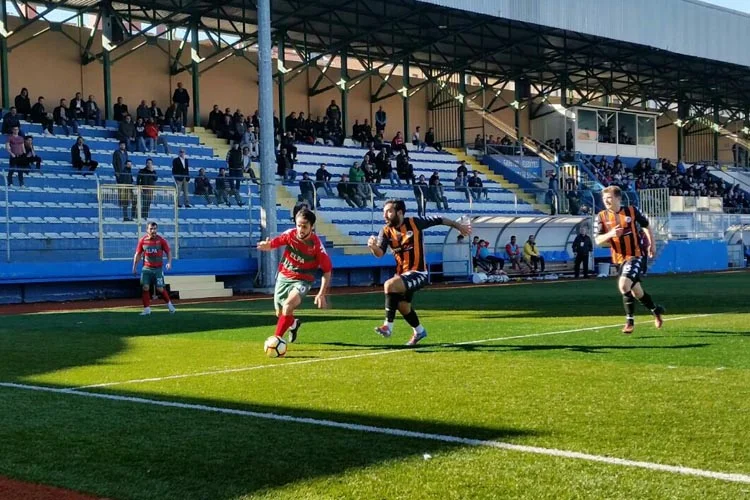 İstanbul SAL Klasman A grubu 4. hafta mücadelesinde Paşabahçespor ve