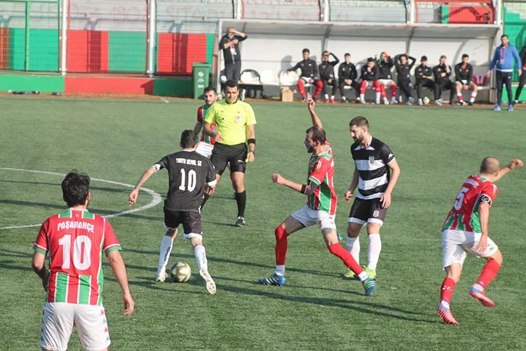 İstanbul SAL 5. Grubuna dahil karşılaşmada Paşabahçespor evinde konuk ettiği