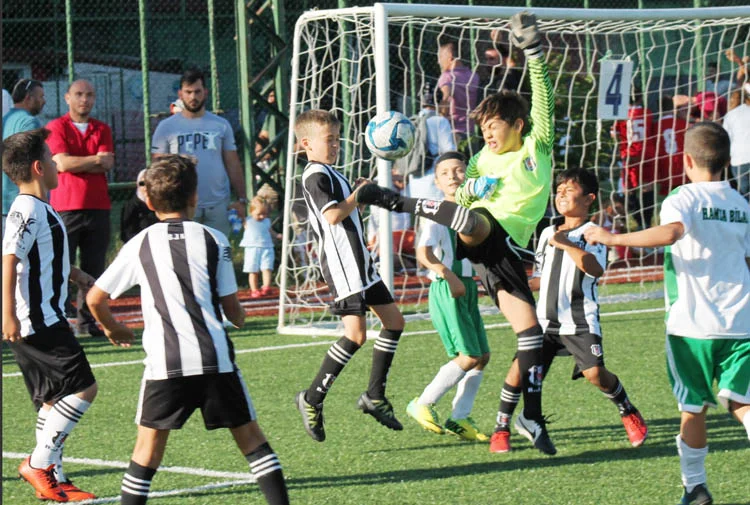 pasabahcedeminiklerfutbolsolen wLMqqUoC4G