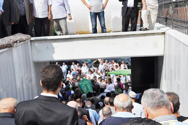 Önceki gün hakkın rahmetine kavuşan Paşalı Marketler Zinciri Sahibi Zeki