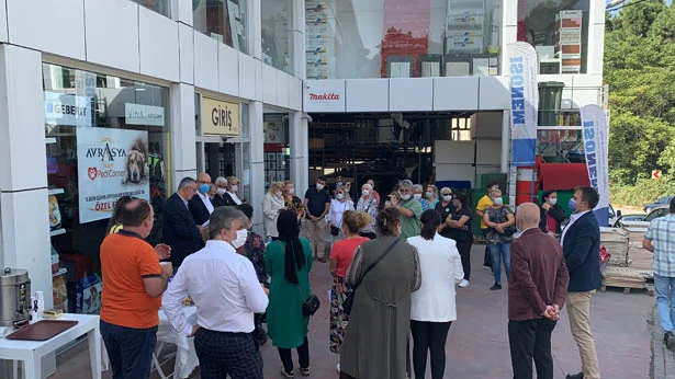 Beykoz'un iş insanlarından Mikail Akyıldız'ın öncülüğünde başlatılan kampanya çerçevesinde 4