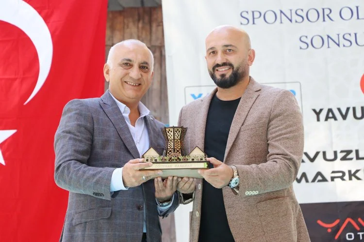 Merkezi Beykoz Çavuşbaşında bulunan Rize İli Kalkandere İlçesi Yumurtatepe Köyü