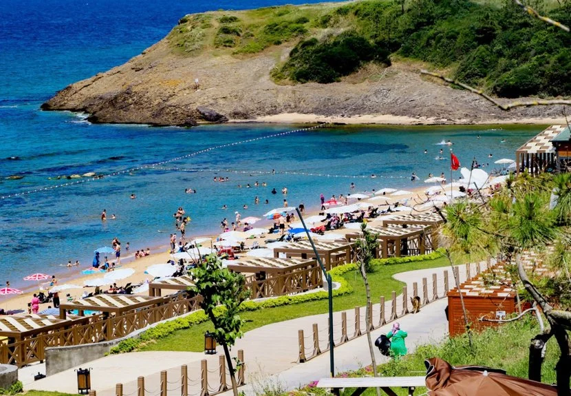 Beykoz’un gözde plajı Elmasburnu’nda haftada 2 gün kadınlara özel olarak