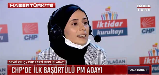 CHP Beykoz İlçe Yöneticilerinden 27 yaşındaki Sevgi Kılıç, Kılıçdaroğlu’nun anahtar