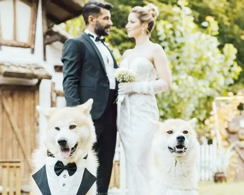 Oyuncu Rüzgar Aksoy uzun bir süredir aşk yaşadığı dans sanatçısı