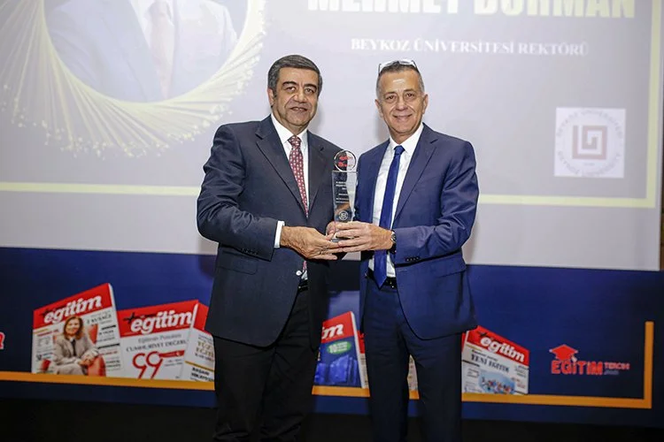 Eğitim sektörü profesyonellerinin ve sektörel derneklerin katıldığı gecede Beykoz Üniversitesi