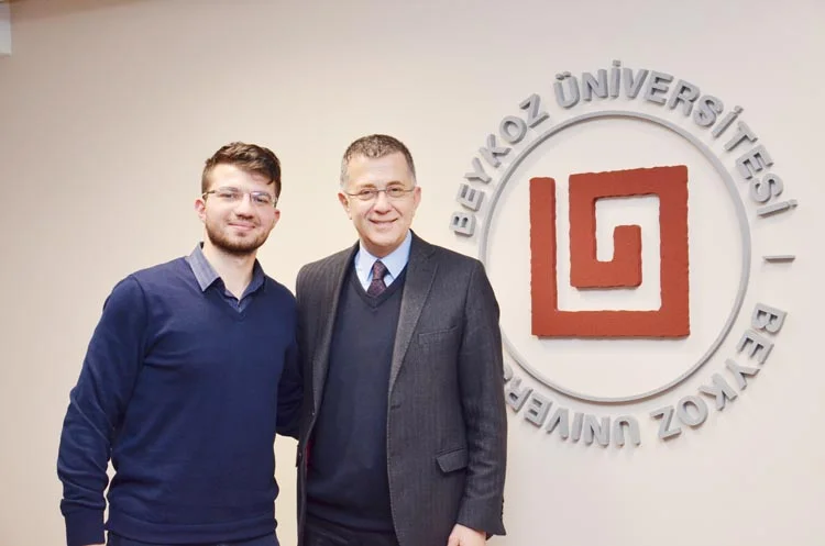 rektor beyk C7Tp4uYHzS