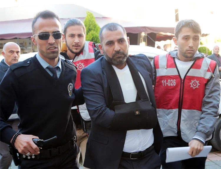 Beykoz'da bir kişinin öldüğü, 3 kişinin de yaralandığı silahlı kavgaya