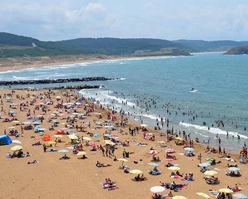 Beykoz'un turistik bölgesi Riva'da olumsuz hava şartları nedeniyle bu hafta