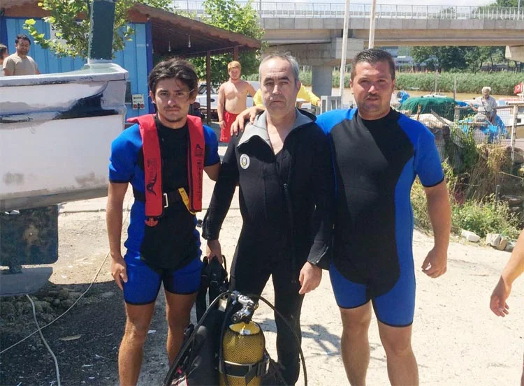 Üç gün önce Beykoz Riva Sahilinde balık tutmaya çalışırken olta