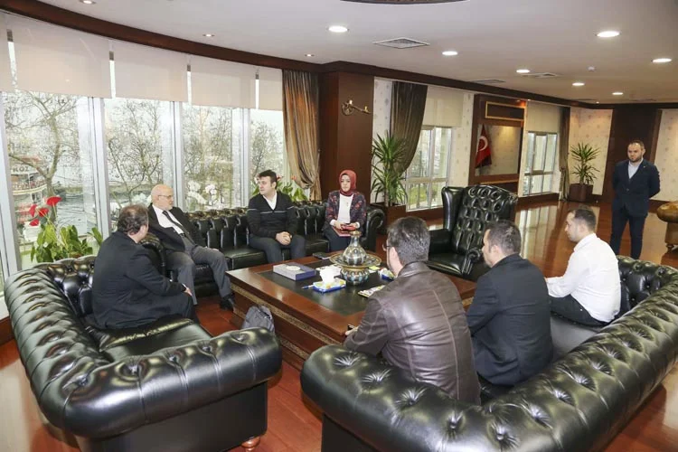 riva ihale 4 fpjFpwtt C