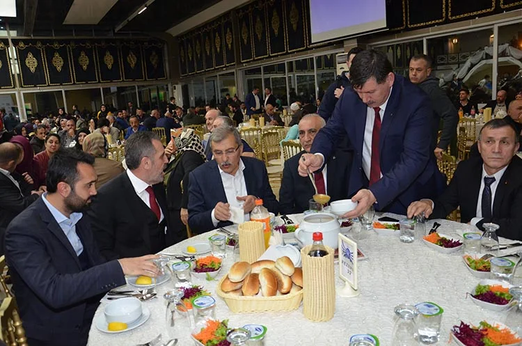 AK Parti Beykoz’dan Rize ve Trabzon hamlesi 8 rize