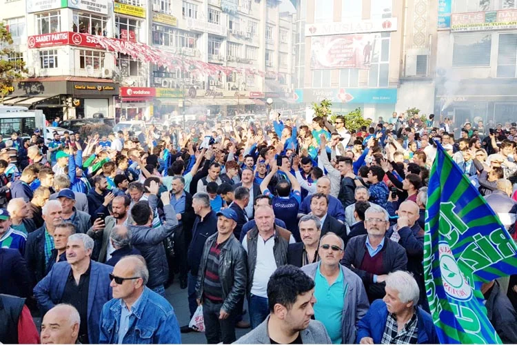 Beykoz'da yaşayan Rizeliler, Çaykur Rizespor'un Süper Lige çıkışını kutlamaya hazırlanıyor.