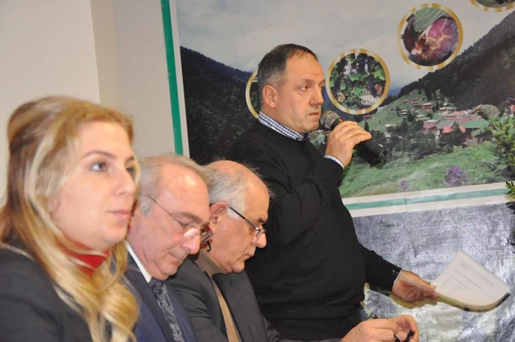 Beykoz Rizeliler Derneği Mikail Akyıldız ile devam 2 rize kongre 11 v60 JHky9J