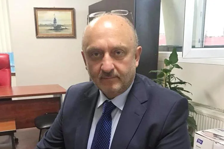 Beykoz Rizeliler Derneği, Mikail Akyıldız'ın başkanlığında masterler takımını kurdu. Rizeli