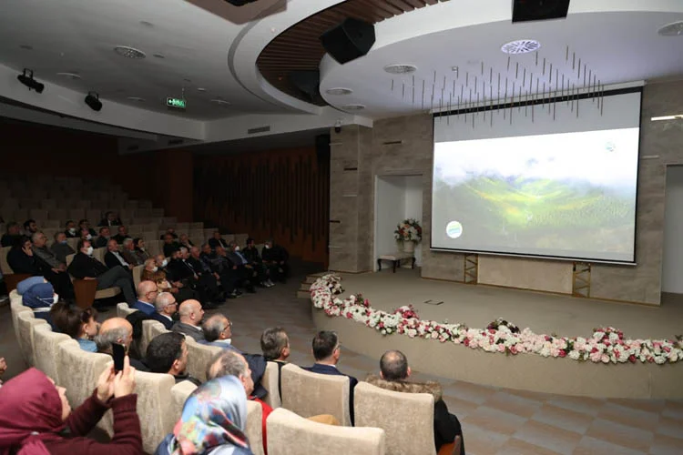 Beykoz Belediyesi'nin organize ettiği yöre buluşmalarında Rize yöresi ve gelenekleri