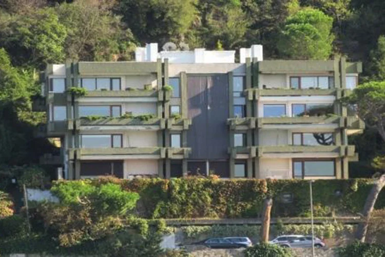 RTÜK, Kartal Yuvasının fiyatını 300 bin lira düşürdü. Beykoz Kanlıca'daki