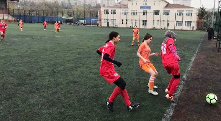 Beykoz İlçesini Bayan Futbol maçlarında temsil eden tek takım hüviyetindeki