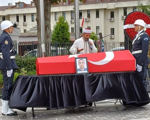 Beykoz İlçe Emniyet Müdürlüğü kadrosunda görevli 33 yaşındaki polis memuru