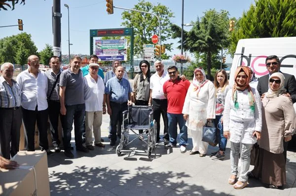 Beykozlu Sivaslılar Derneği, yürüme engelli 5 kişiye tekerlekli sandalye armağan