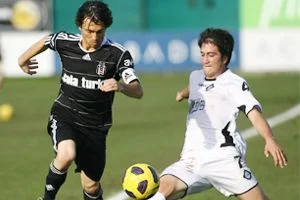 Spor-Toto Süper Ligi’nde Vestel Manisapor’da forma giyen Eren Aydın, İstanbul