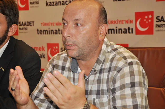 saadet genc secili 16 C748jJBjUj