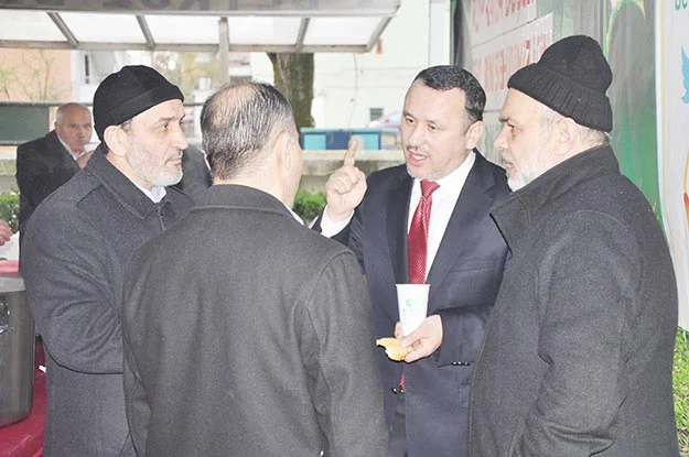 Beykoz Kavacık Mahallesi’ndeki Yıldırım Beyazıt Cami'nde kılınan Sabah Namazı'nın ardından